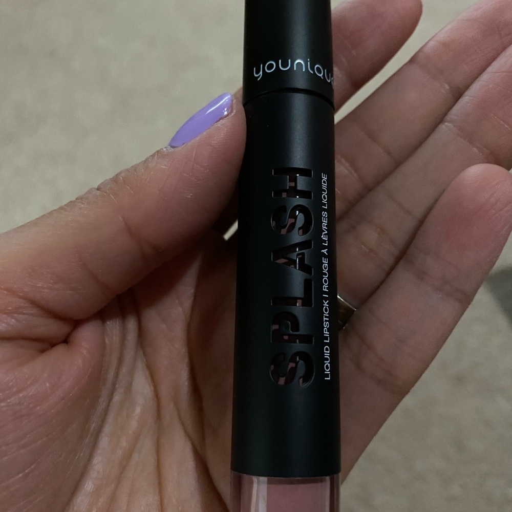 Younique subtle lip stick